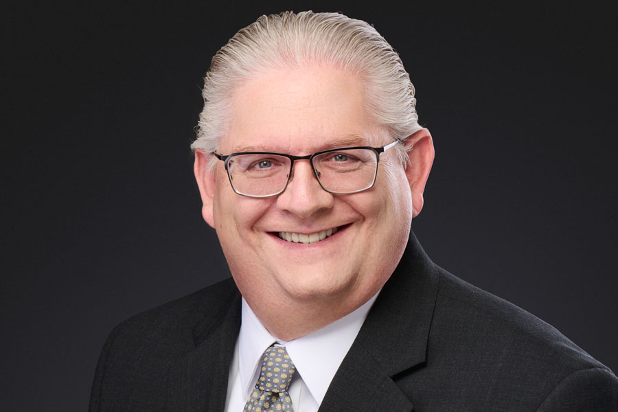 Headshot of Tim Adams, Worthington Steel vice president and CFO.